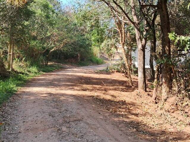 Área para Venda em Atibaia - 3